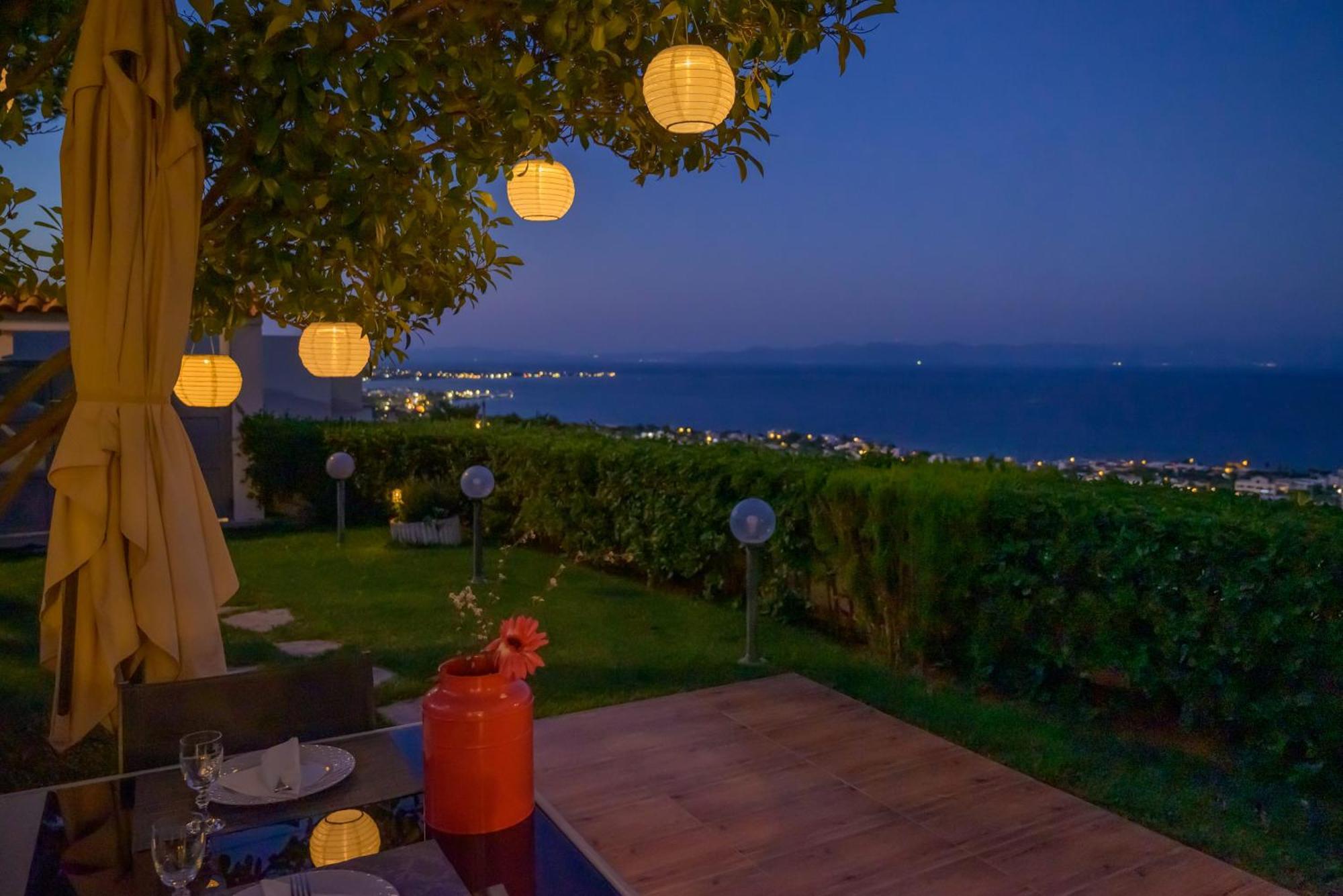 Harris Elegant House Superb View Near Airport Daire Artemida  Dış mekan fotoğraf